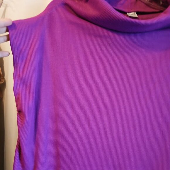 Nwt Cowl Lightweight Sweater Top women Plus 1X Raspberry Magenta sleeveless Tuni - Picture 6 of 8